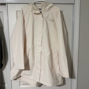 The North Face Women's Midi Voyage Jacket - Waterproof